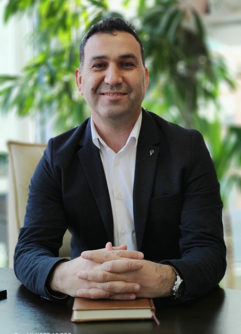 psikolog ergun ince istanbul psikolog tavsiyesi beykoz kavacik psikologu e1607704520965 768x1065